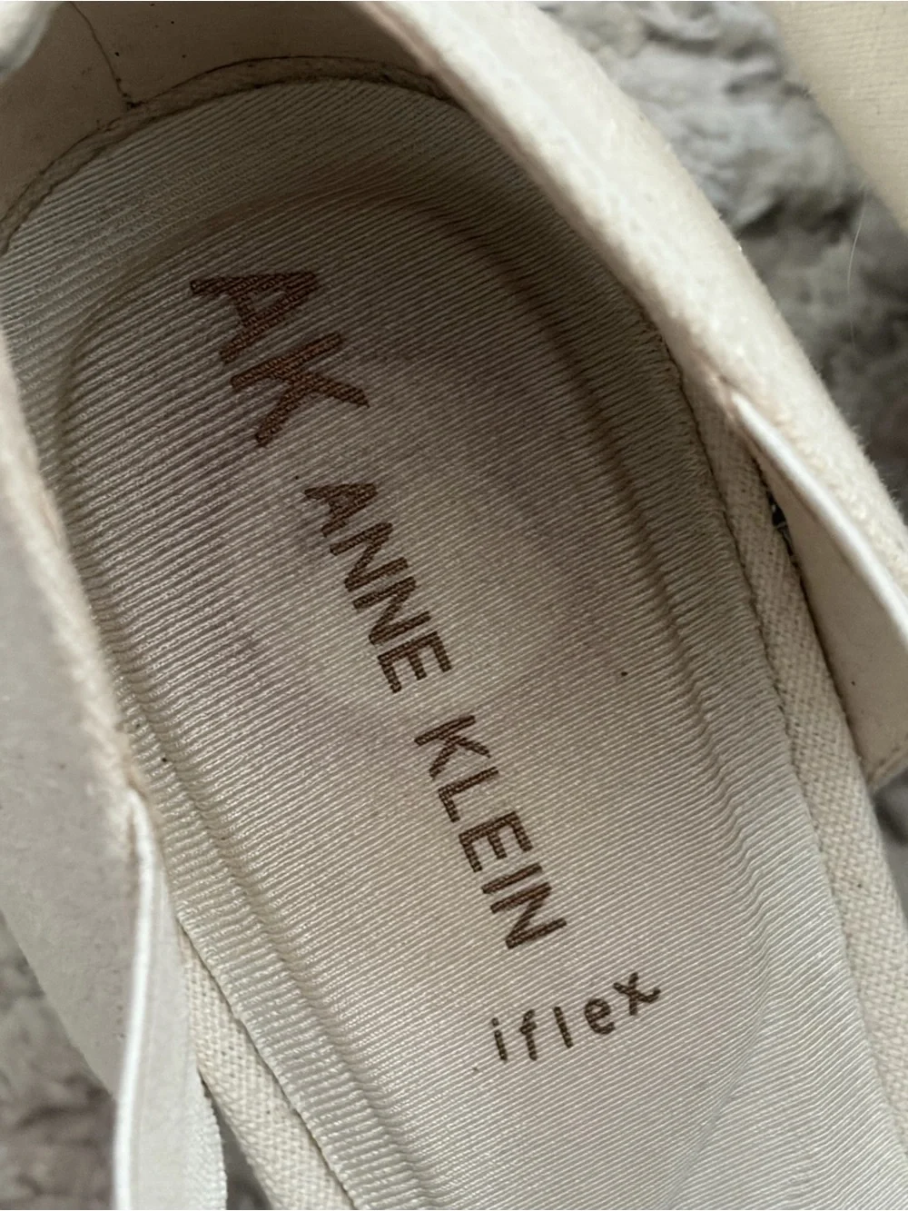 Anne Klein anne klein